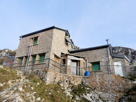 Refuge de la Dent d\'Oche
