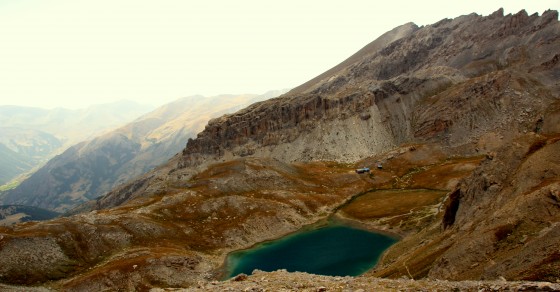 Relais et lac premier vus depuis le pas de coletta