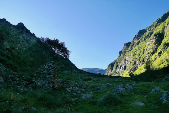 Replat en bout du chemin empierré