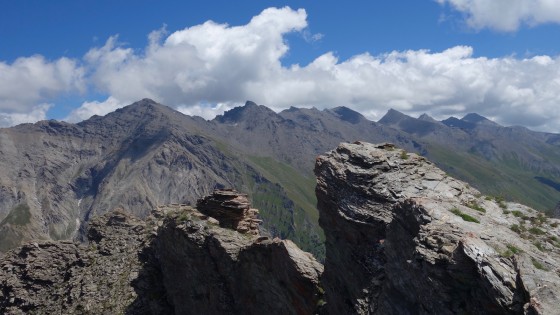 Roc del Boucher, Punta Ciatagnera, Punta Clapiera, Cima del Pelvo, Punta Marin, Bric Froid ou Punta Ramière