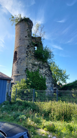 Ruines de la tour de Jeumont