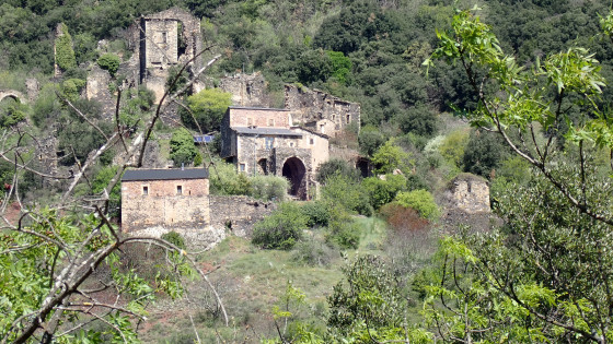 Ruines du chateau de Lauzières