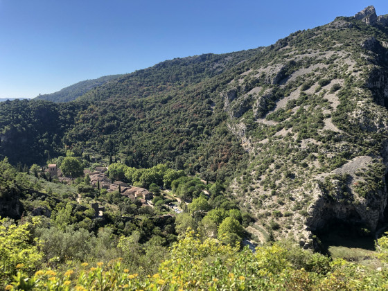 Saint Guilhem le d&eacute;sert