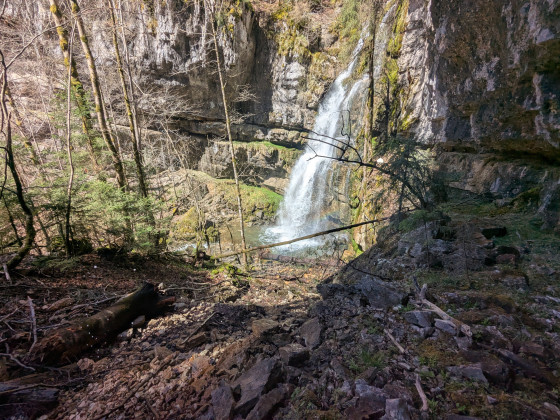 Saut à l\'Âne (Gde cascade) après être monter sur le côté