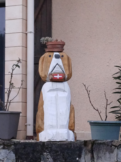 Sculpture sur bois à Ilhat