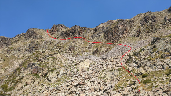 Sentier du pic Turbat, vallon pierreux