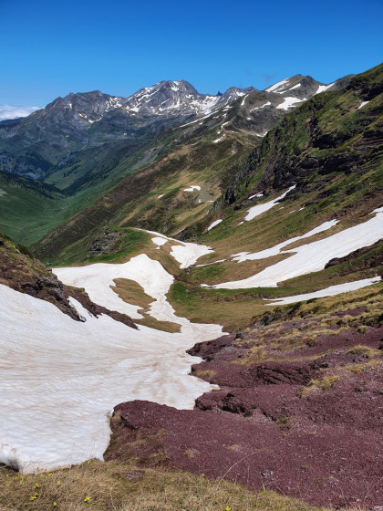 Sentier et vallon en provenance du Col d\'Aas de Bielle & Vallée Baigt-de-St-Cours