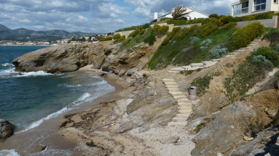 Sentier littoral de la corniche de Sauviou