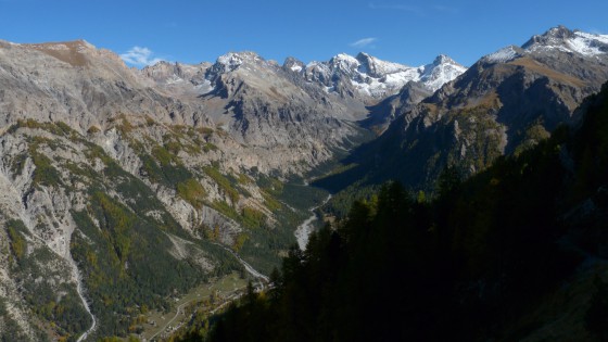 Sentier sur la crète.