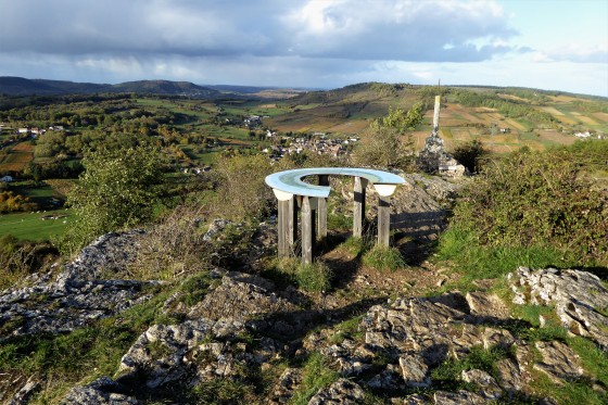 Sommet du Mont Avril et sa table d\'orientation