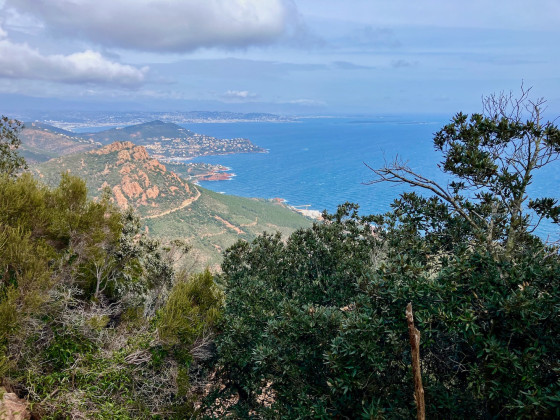 Sommet du pic du Cap Roux