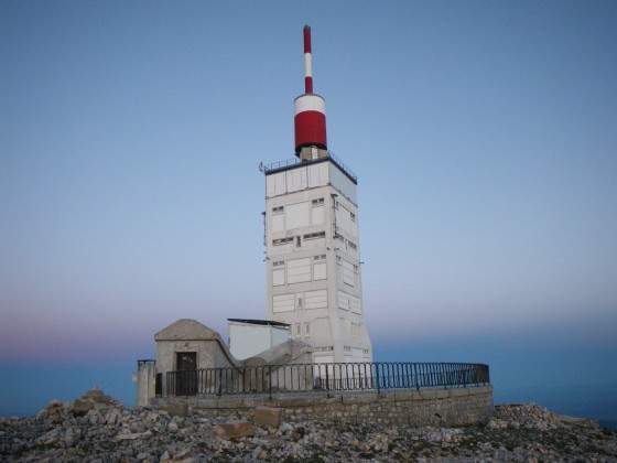 Sommet  Mont  Ventoux   alt 1911m   I.G.N