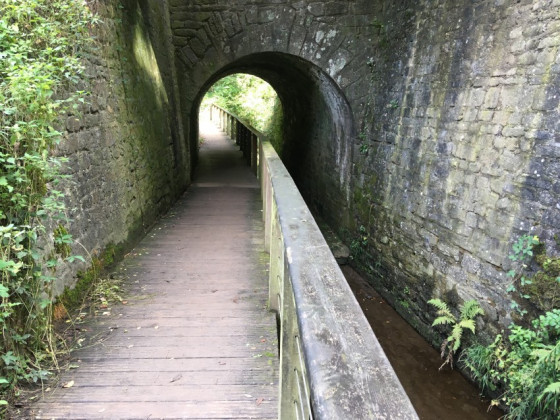 Sous le pont aux Prêtres