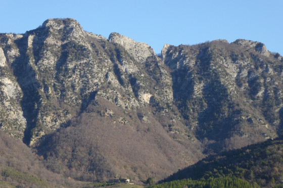 Sous les falaises des Pomerolles