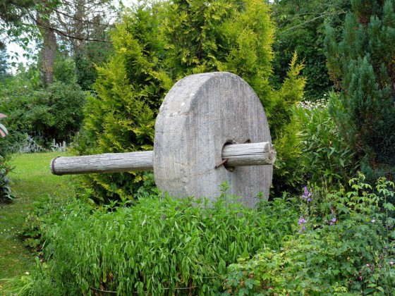 Sous Réaumont - Une antique meule