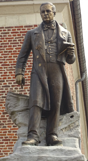 Statue de Charles Mathieu