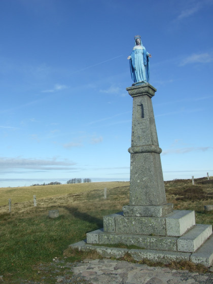 Statue de la  Vierge