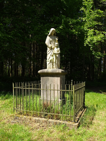 Statue de sainte Anne et sainte Marie