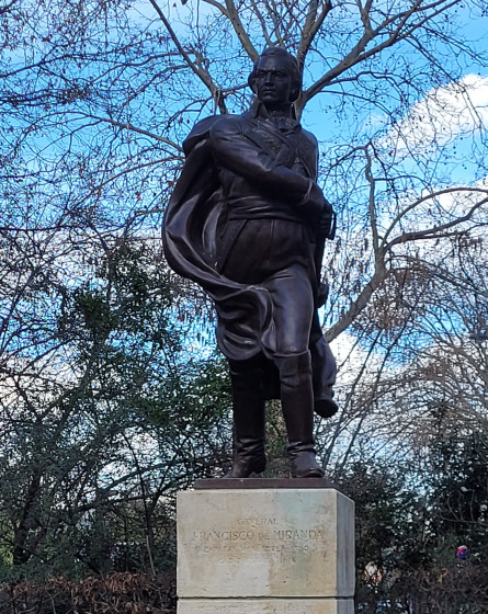 Statue en bronze de Francisco de Miranda (1750-1816) - Square de l\'Amérique Latine