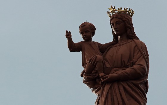 Statue Notre-Dame de France