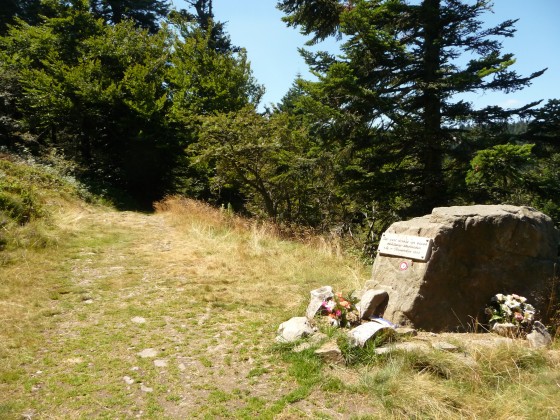 Stèle commémorative