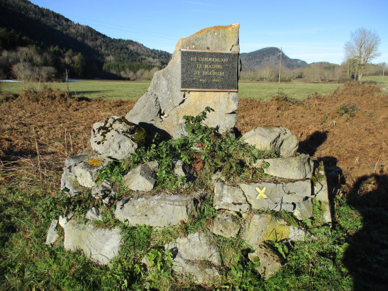 Stèle du maquis de Picaussel