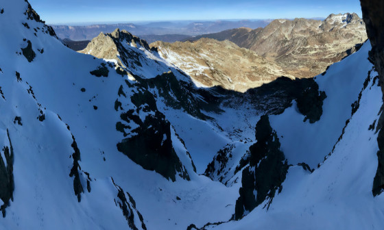Sur l\'arête menant au Grand Morétan