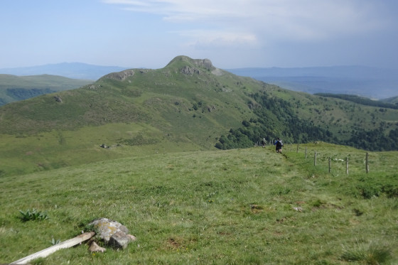 Sur la crête, en descendant du bec de lAigle