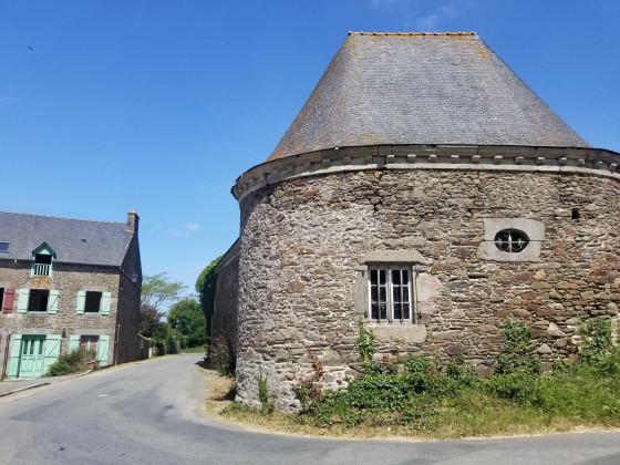 Circuit entre la Rance et l\'intérieur des terres, de Pont Saint-Jean à la Pointe du Puits