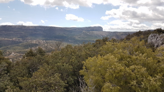 Sur les cr&ecirc;tes de la Lare