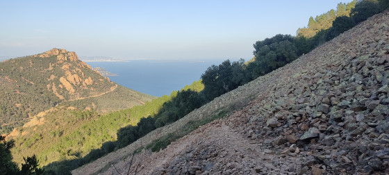 Sur les pentes du Pic du Cap Roux.