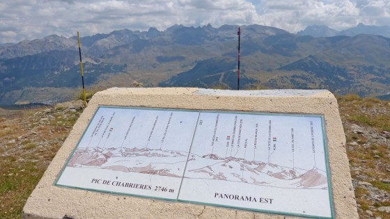 Table d'orientation au sommet du Pic de Chabri&egrave;res