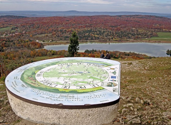 Le Pic de l'Aigle et les points de vue sur les lacs