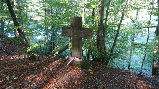 Tombe de résistants fusillés en 1944