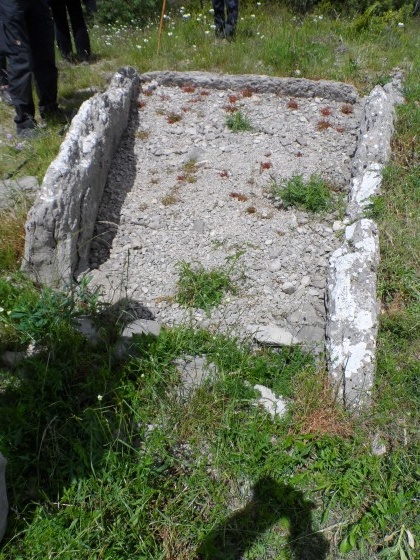 Tombe du g&eacute;ant