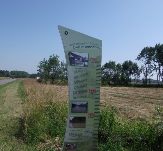 Totem inondations - @ Commune de Sornay