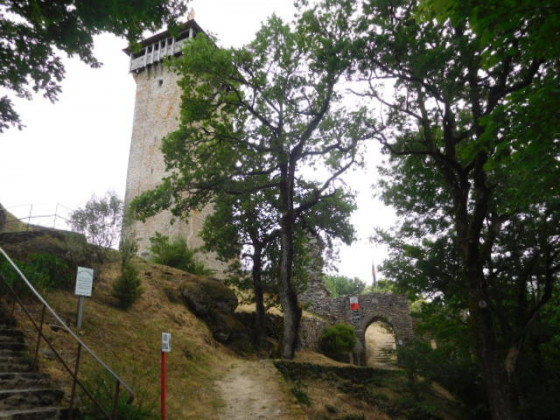 Tour de Peyrebrune