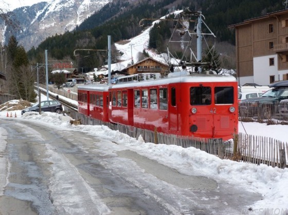 Train au d&eacute;part pour la mer de Glace