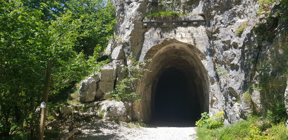 Tunnel Gorges de Mavaux
