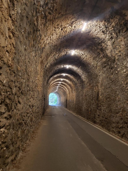tunnel