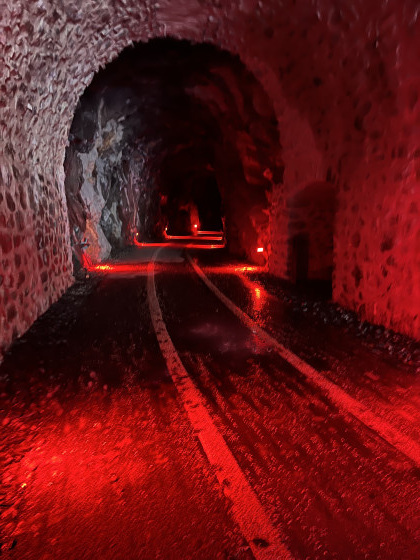Tunnel