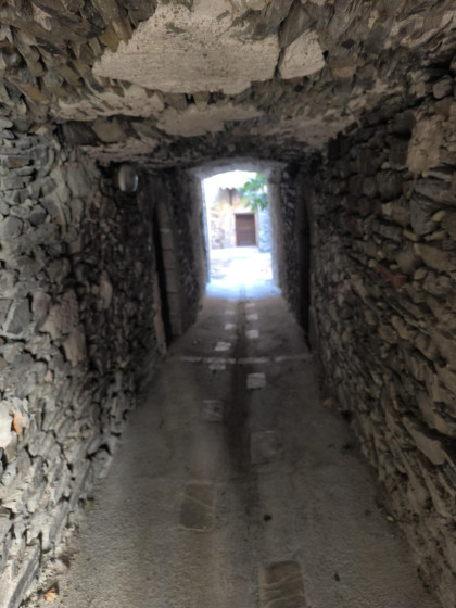 Tunnels sous les maisons