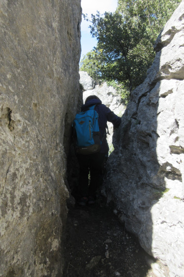 Un couloir de pierre