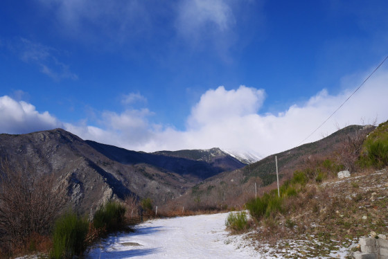 Un peu de neige dans ce beau paysage