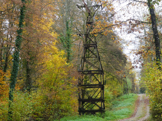 Un pylône de l'ancien funiculaire à minerai