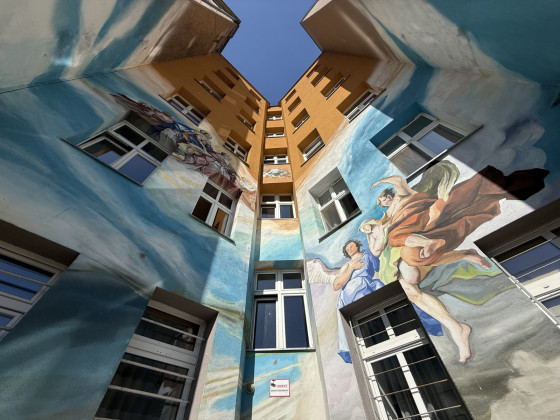 Une cour peinte du quartier de Nadodrze