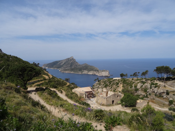 Une vue du site des ruines du monastère de la Trappa