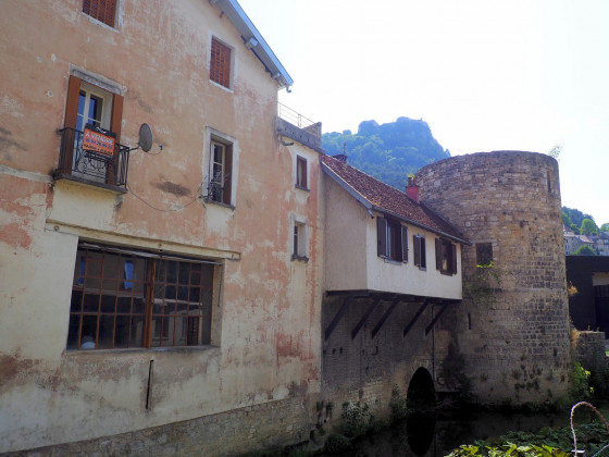 Vieille tour sur la Furieuse