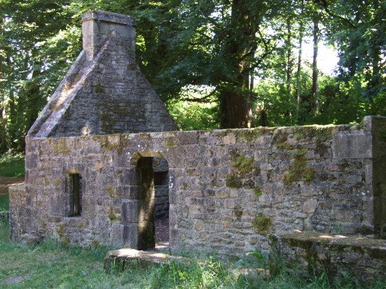 Vieillle  maison avec son four à pain