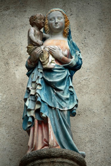 Vierge à l\'enfant